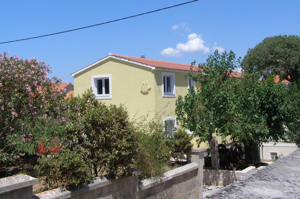 Apartments Buturic Sali Εξωτερικό φωτογραφία